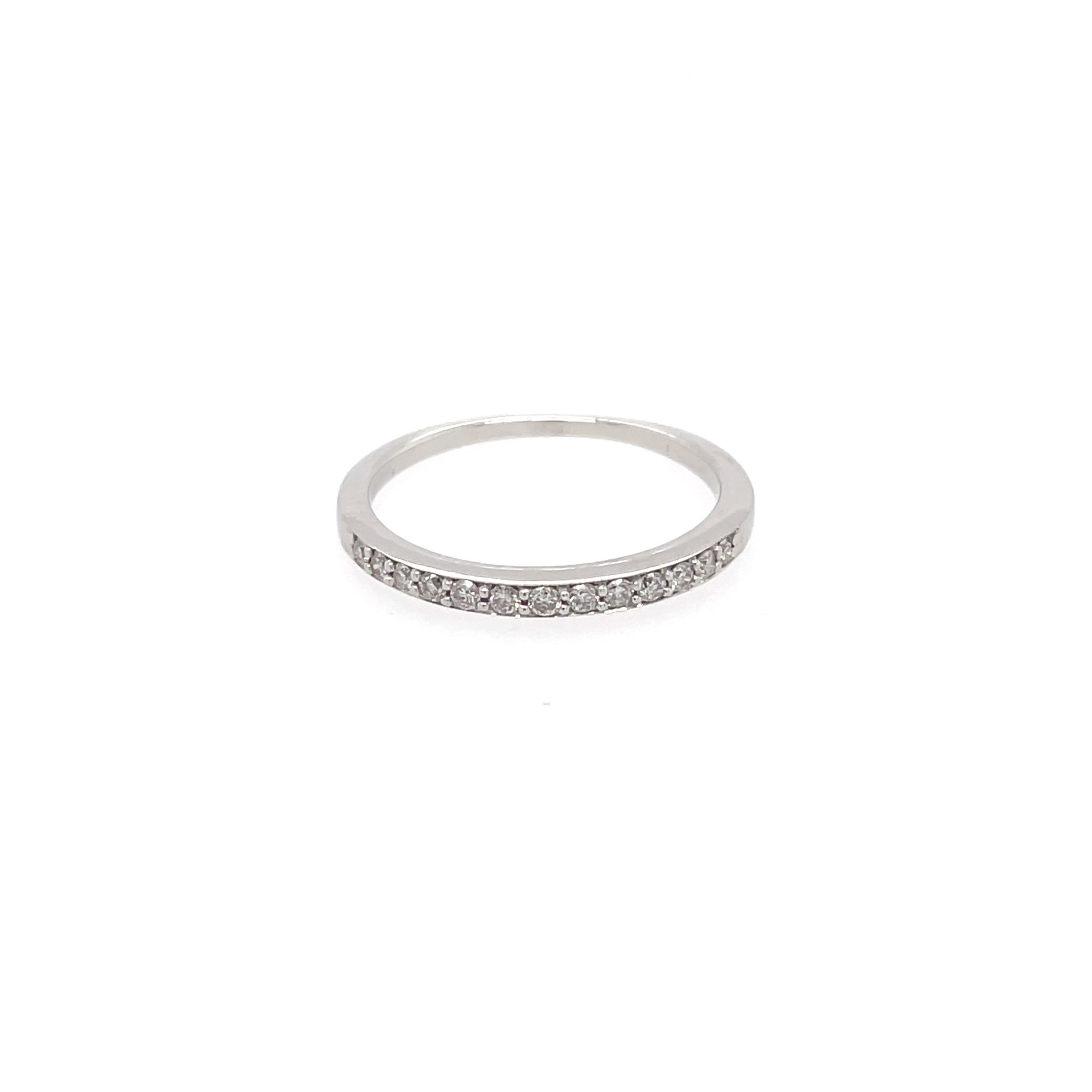 41045 14K WHITE GOLD .22TCW DIAMOND COMMON PRONG WEDDING BAND