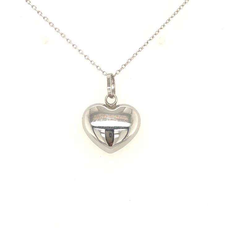 72788 14K WHITE GOLD HEART PENDANT SET