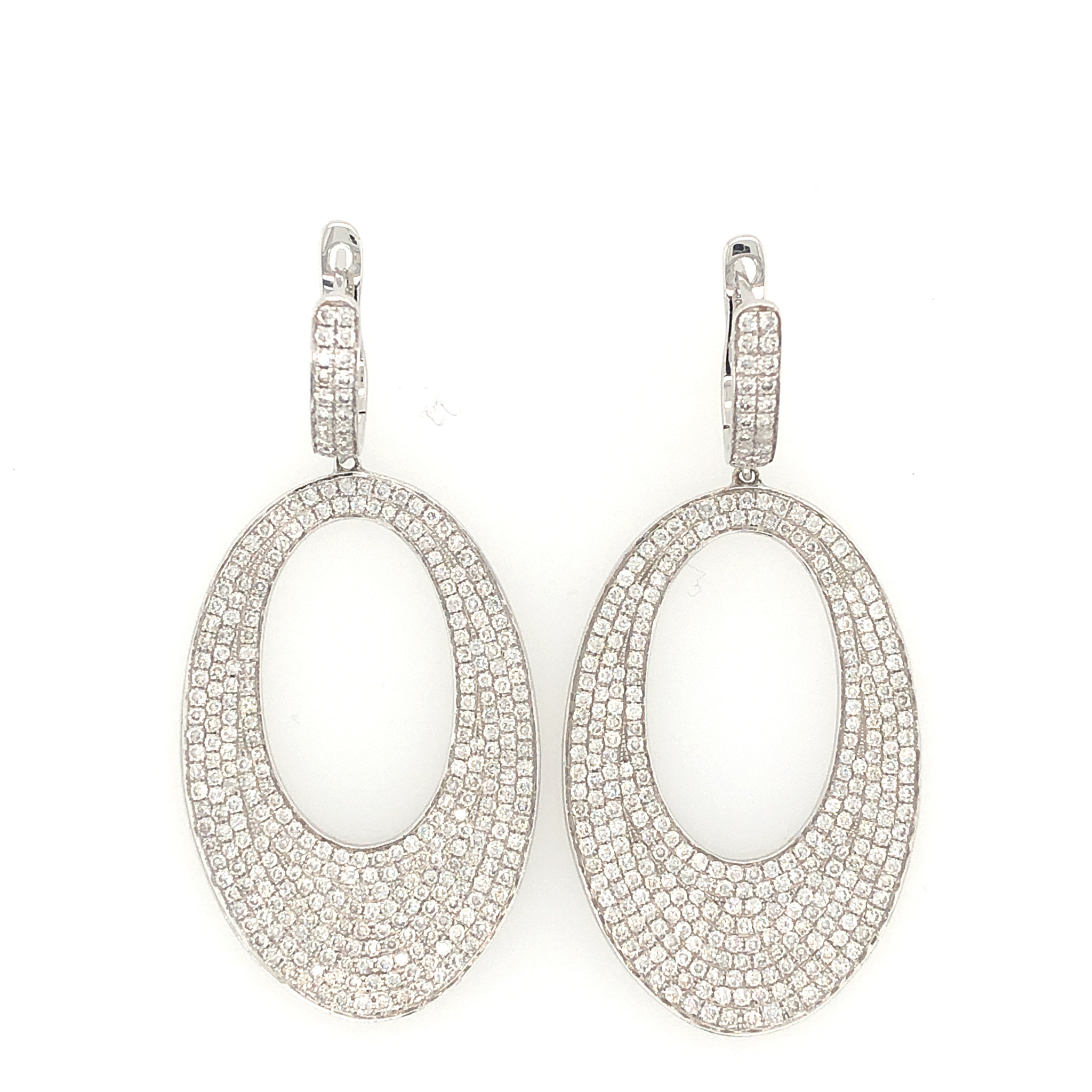 31630 18K WHITE GOLD 5.5TCW DIAMOND OPEN OVAL PAVE SET HANGING EARRING
