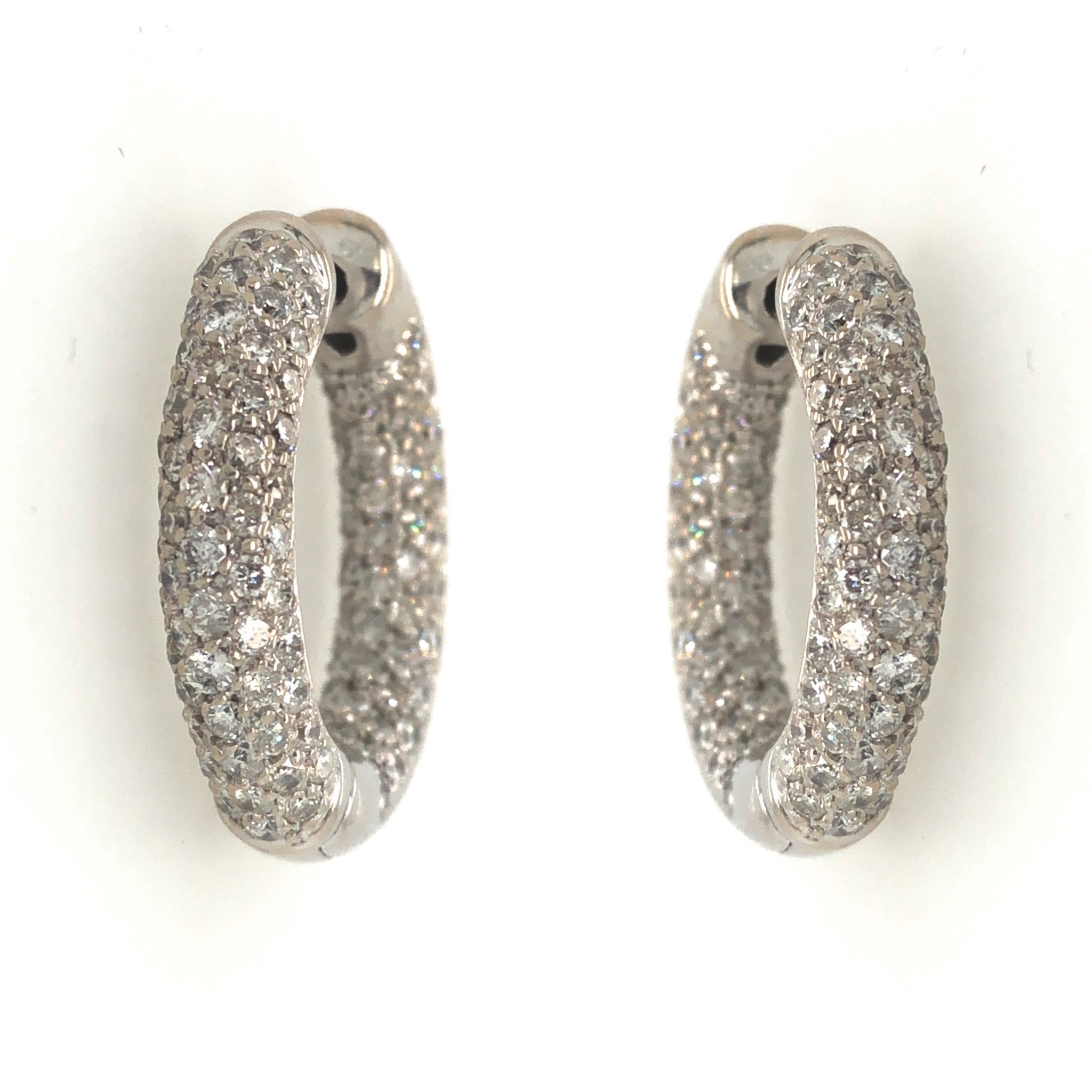 30125 14K WHITE GOLD 3TCW DIAMOND MULTI ROW 1" HOOPS 30125 14K WHITE GOLD 3TCW DIAMOND MULTI ROW 1" HOOPS
