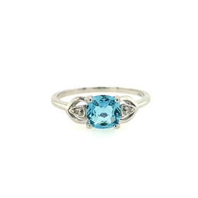 40121 10K WHITE GOLD BLUE TOPAZ CUSHION SHAPE CHECKERBOARD CUT CENTER WITH DIAMOND SIDE STONES RING