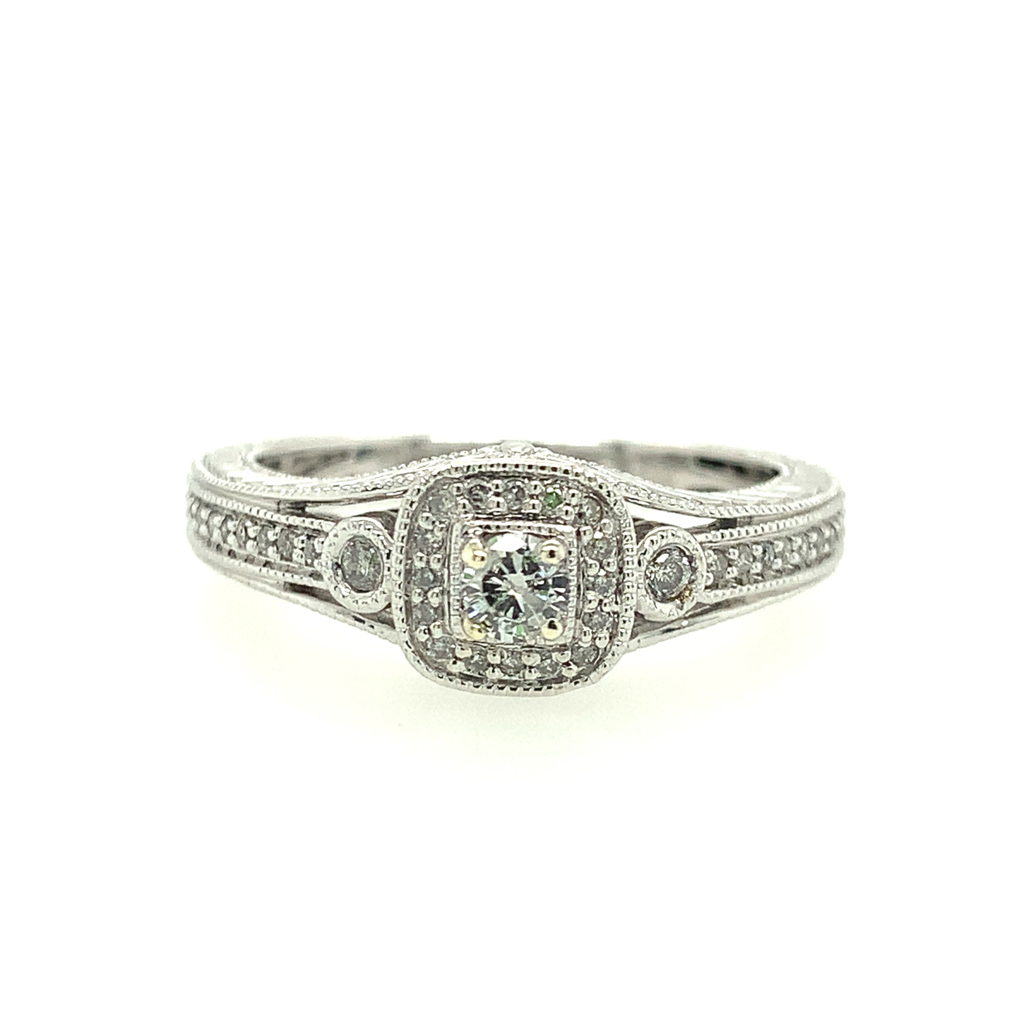 40120 10K WHITE GOLD .15CTW DIAMOND HALO MILGRAIN BEADED SET ANTIQUE DESIGN RING