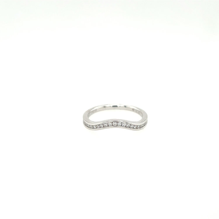 475160 18K WHITE GOLD .18TCW DIAMOND CHANNEL SET CURVED WEDDING BAND