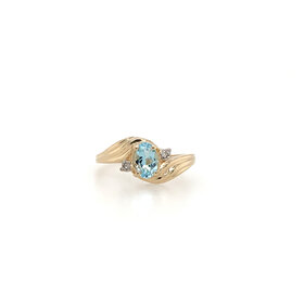 40344 14K YELLOW GOLD OVAL BLUE TOPAZ DIAMOND ON THE SIDES WAVED DESIGN RING