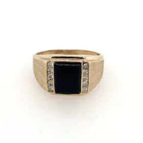 45058 14K YELLOW GOLD .25TCW DIAMOND BODER WITH RECTANGULAR ONYX SATIN FINISH MENS RING