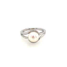 40371 10K WHITE GOLD .06TCW DIAMOND SPLIT SHANK BYPASS HALO RING