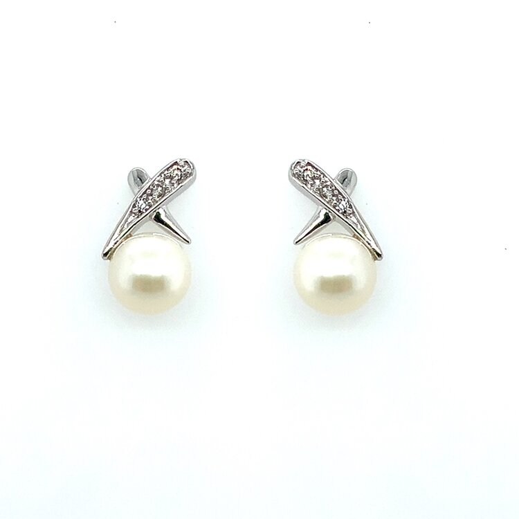 31396 14K WHITE GOLD .08CT DIAMOND X PEARL STUDS