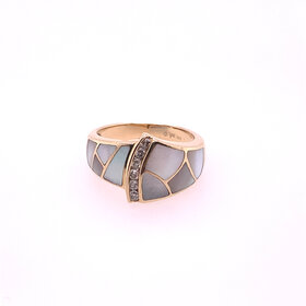 40436  14K YELLOW GOLD .15CT DIAMOND MOTHER OF PEARL FANCY RING