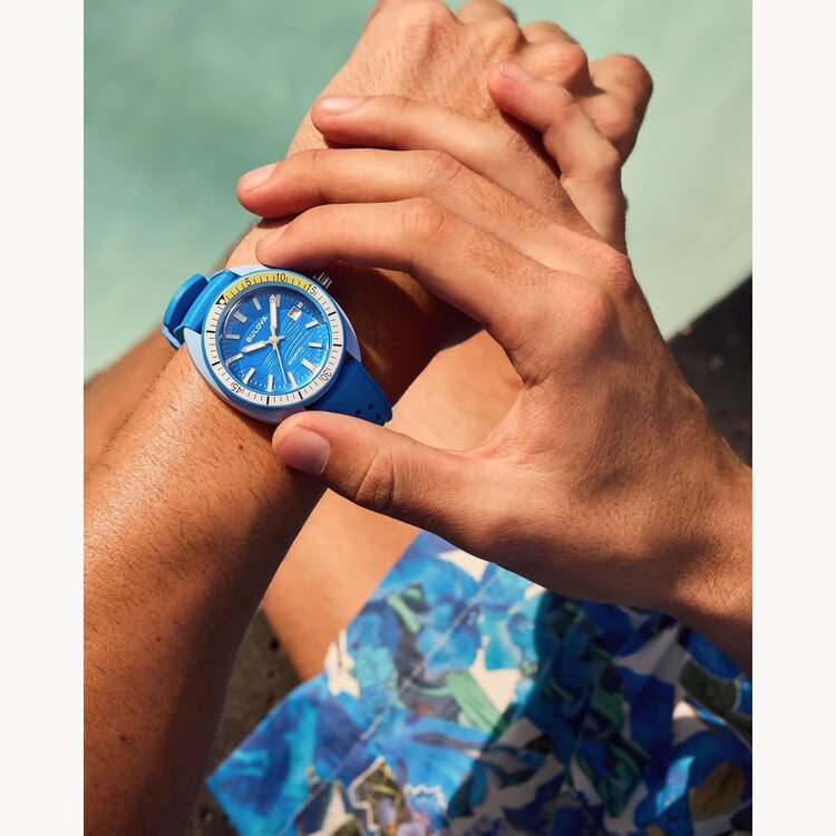 BULOVA SNORKEL WAVE PATTERN BLUE DIAL AND HNBR RUBBER STRAP WATCH