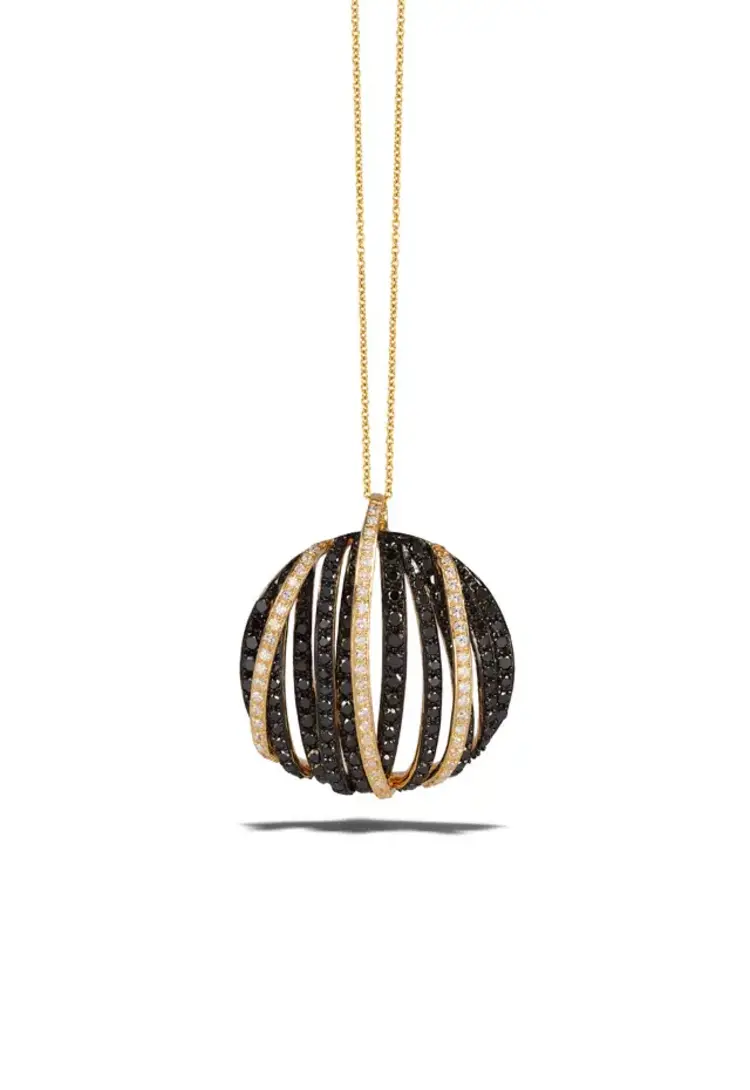 70610 14K YELLOW GOLD EFFY DESIGN BLACK AND WHITE DIAMOND 1.39CT MULTI STRAP ROUND PENDANT SET