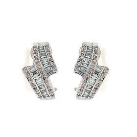 31622 18K WHITE GOLD DIAMOND BYPASS BAGUETTE CENTER WITH ROUND DIAMOND BORDER OMEGA BACKS