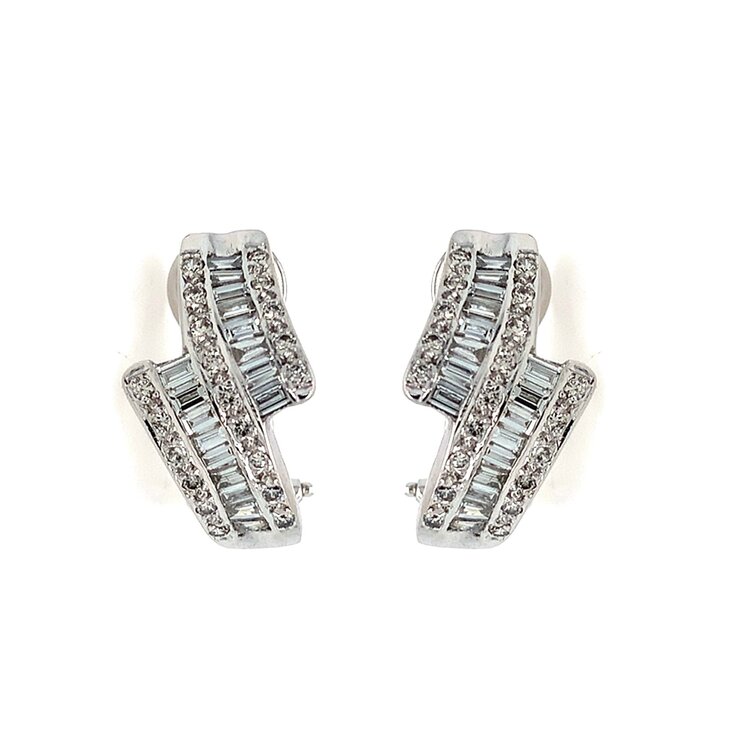 31622 18K WHITE GOLD DIAMOND BYPASS BAGUETTE CENTER WITH ROUND DIAMOND BORDER OMEGA BACKS