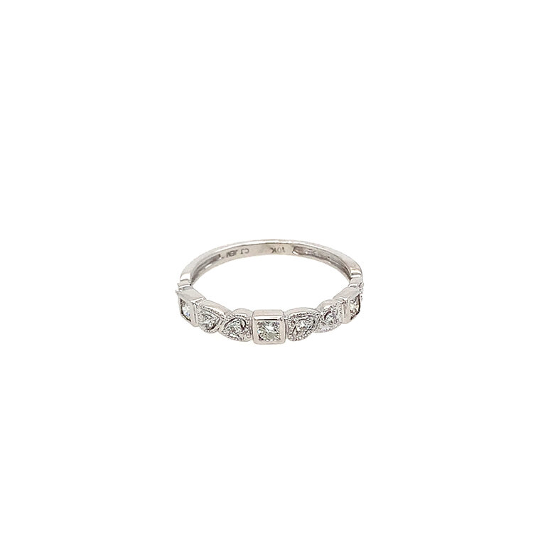 41112 14K WHITE GOLD  .26TCW DIAMOND HEART DASING STACKABLE RING