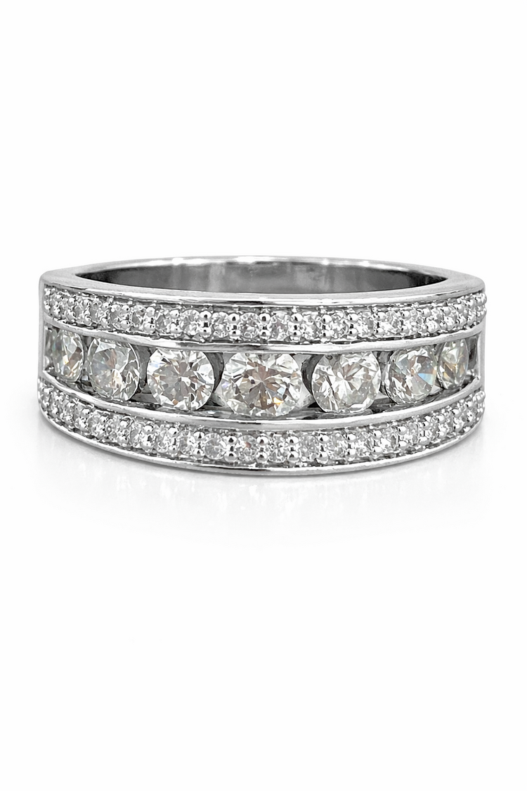 475465 14K WHITE GOLD 1TCW DIAMOND CHANNEL SET CENTER WITH DIAMOND BORDERS LADIES WEDDING BAND