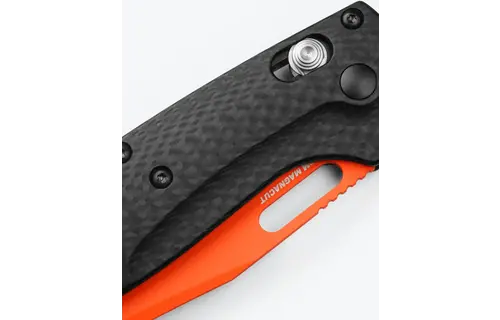 Benchmade TAGGEDOUT® | CARBON FIBER