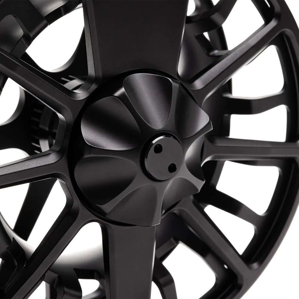 Lamson Guru S-Series 9+ Fly Reel - Blackout