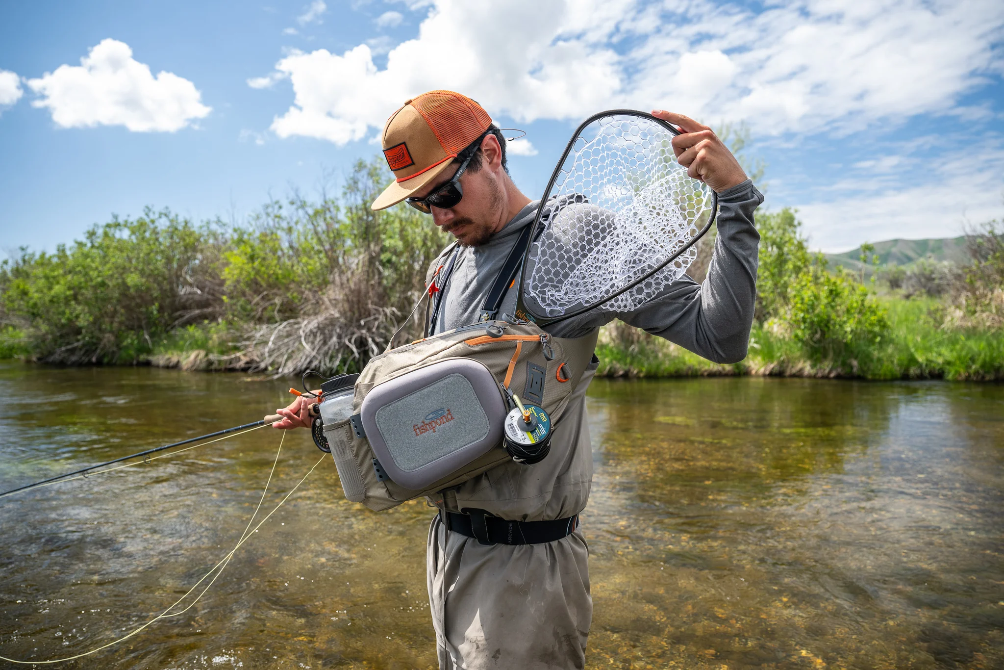Fishpond Summit Sling Bag 2.0 - Gravel