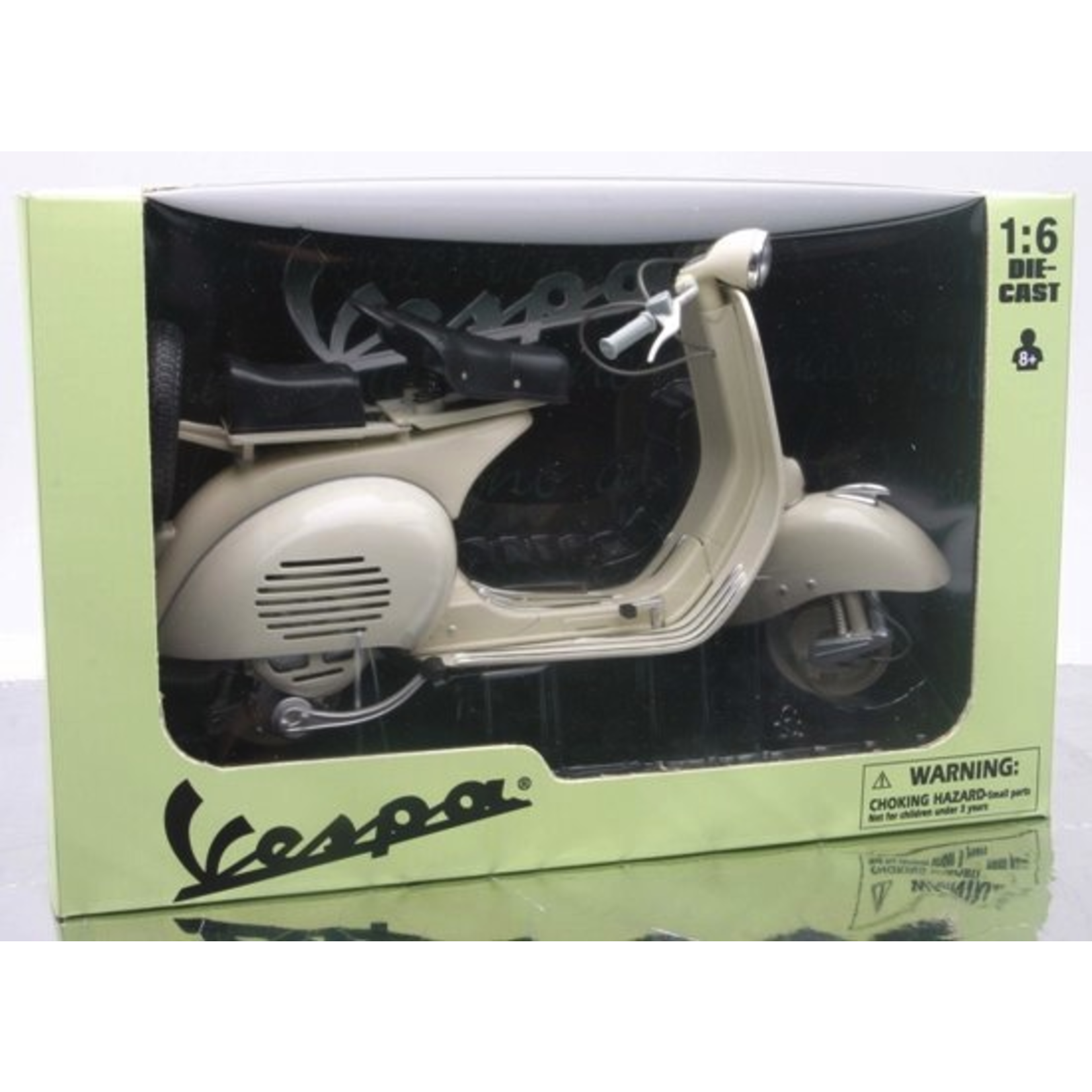 Lifestyle Toy, Vespa 150 1:6 Scale