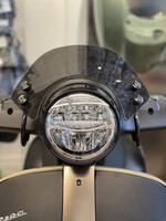 Accessories Windshield, GTS300 HPE Smoked Small (>2022)