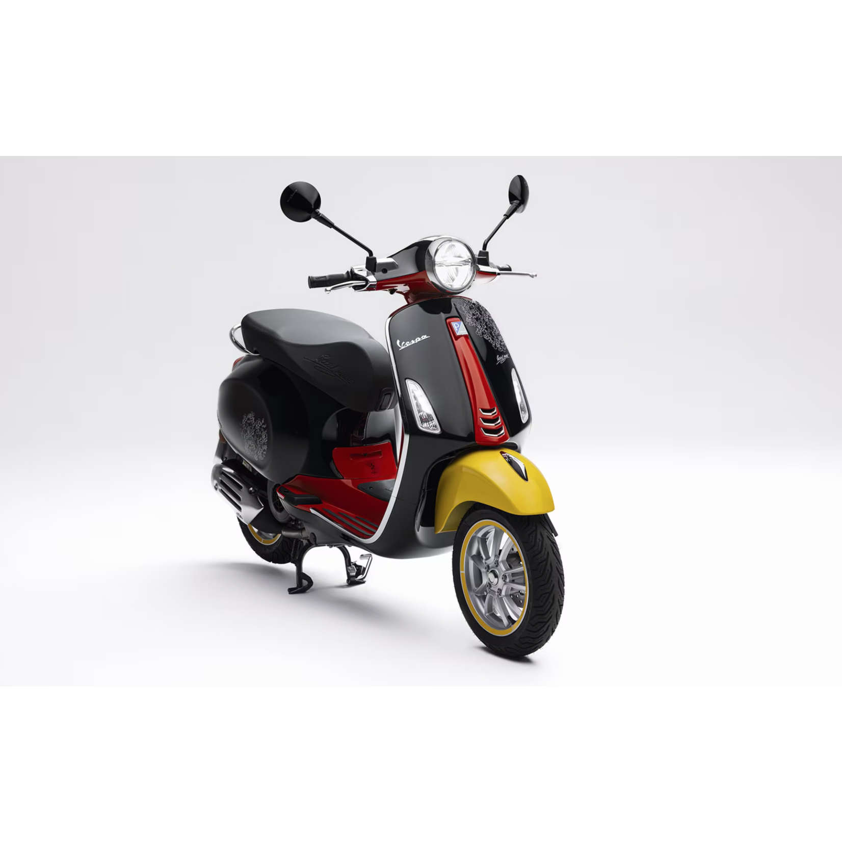 Vehicles 2023 Primavera 50 Vespa + Disney 100th Anniversary Limited Edition