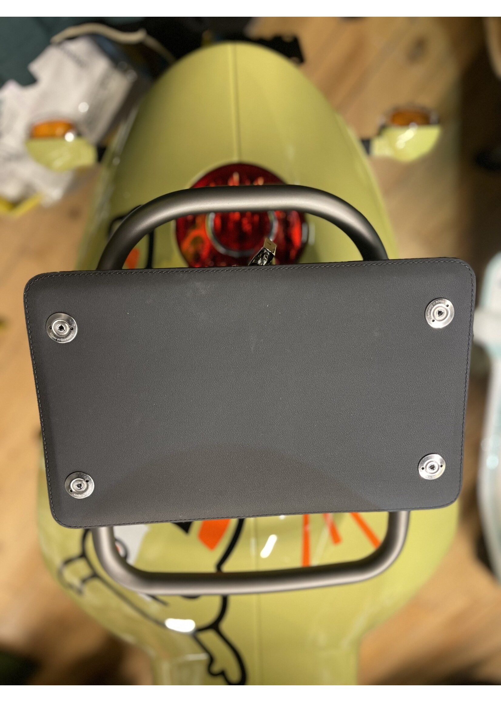 Top Case Mounting Plate, Vespa 946 Bunny Top Case Bag