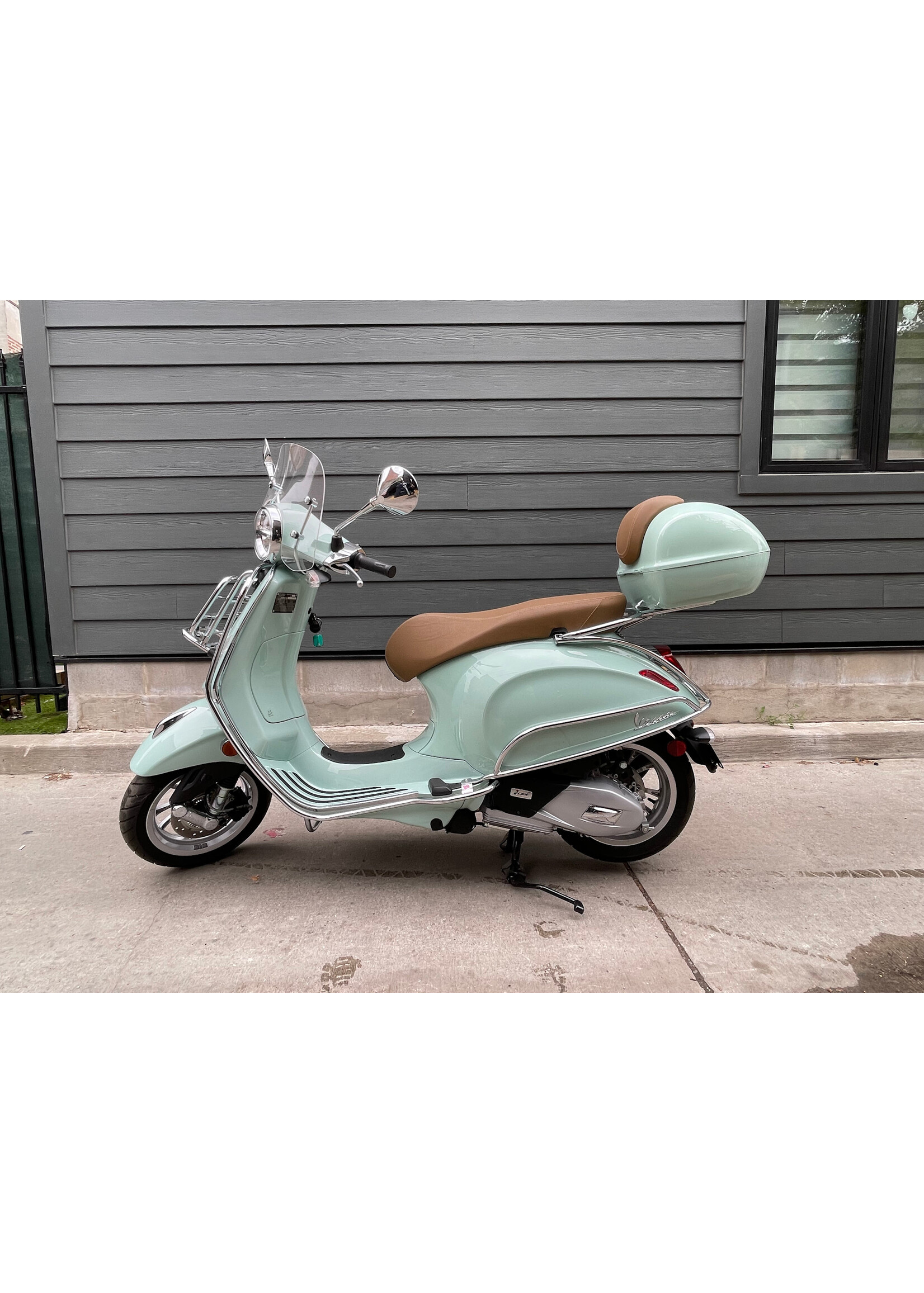 2022 Vespa Primavera 150 Verde w/116km