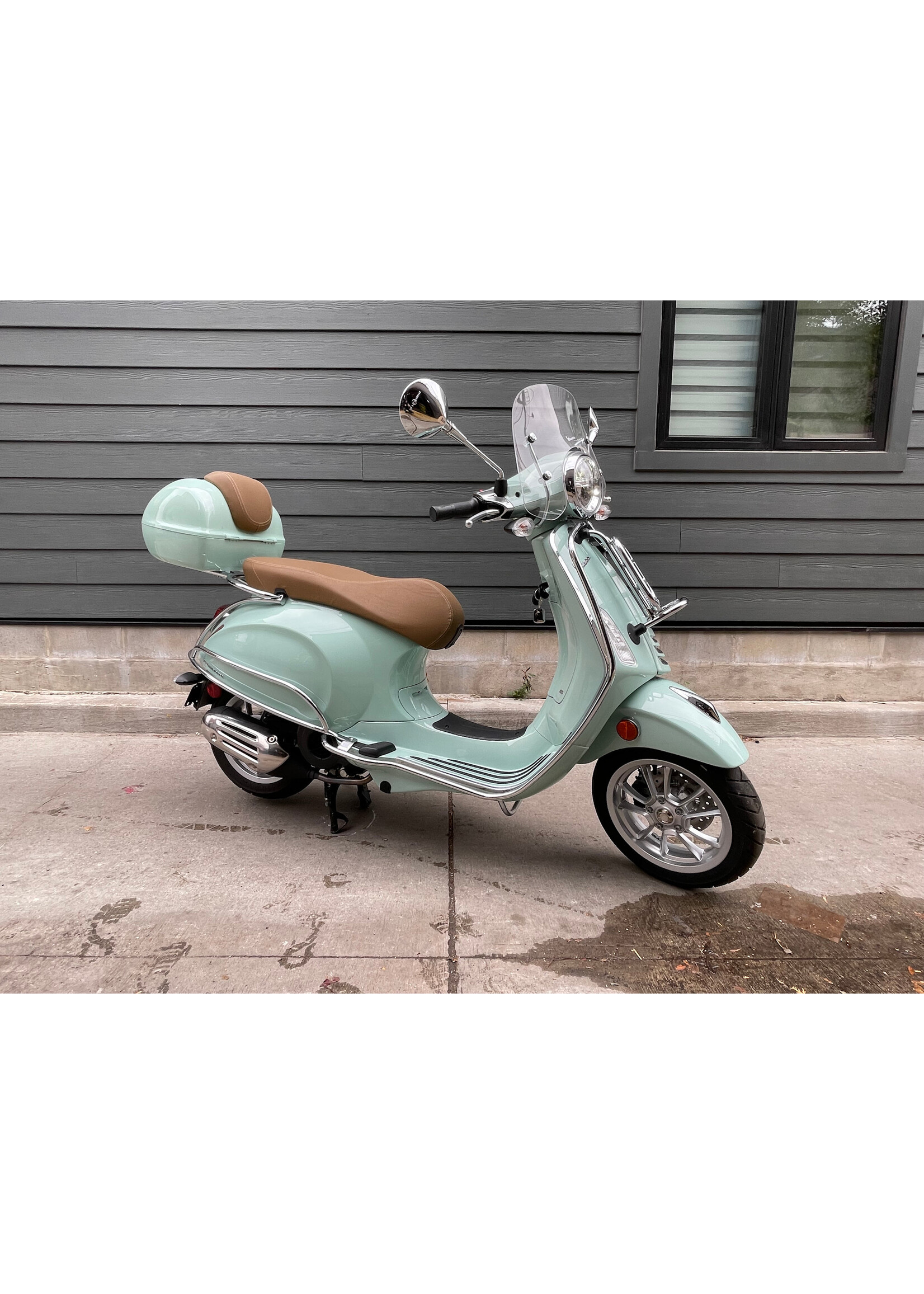 2022 Vespa Primavera 150 Verde w/116km