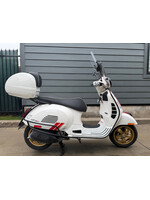 (SOLD) 2022 Vespa GTS300 HPE Racing 60's White w/12559km