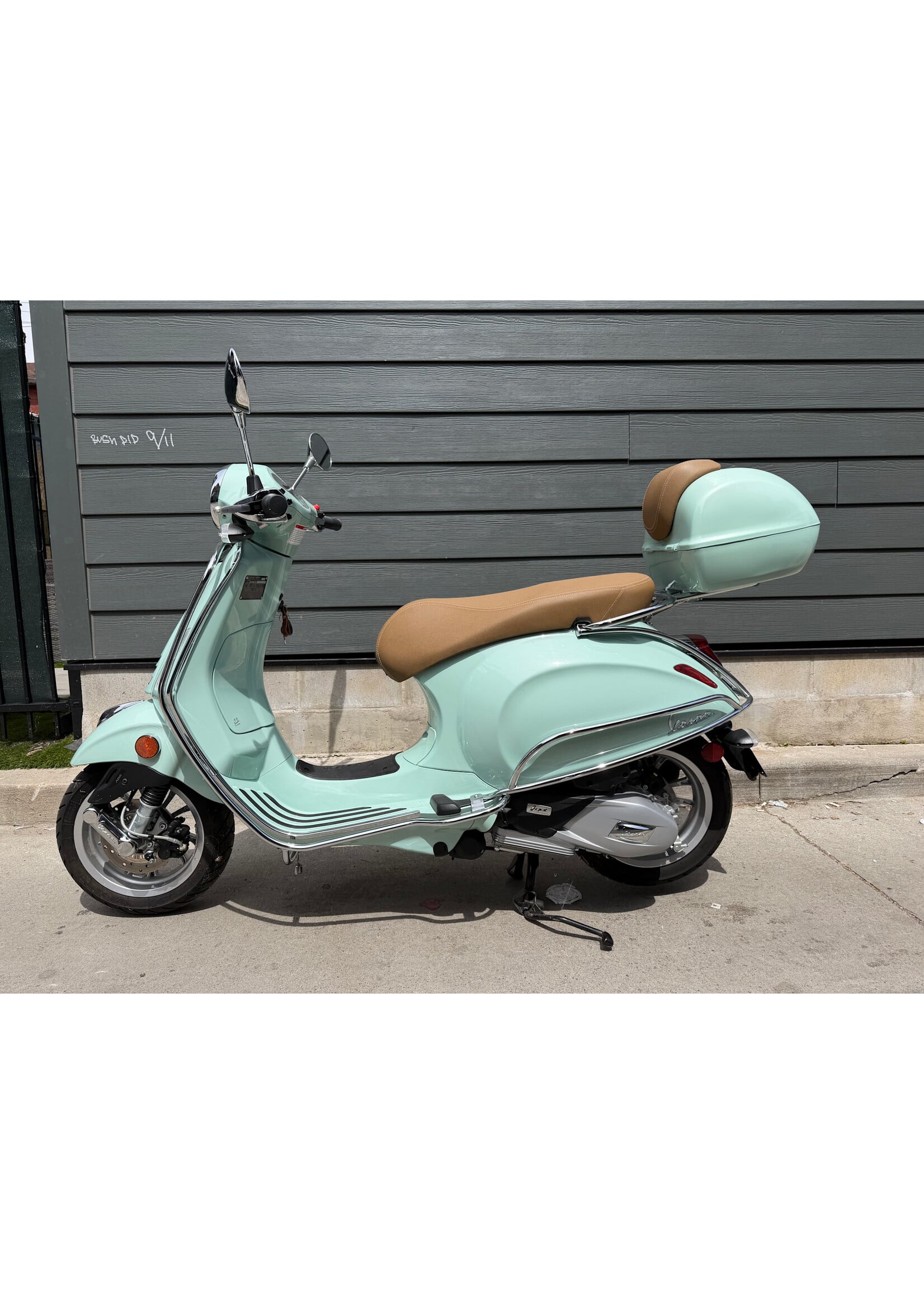 2022 Primavera 150 Verde Amabile w/1027km