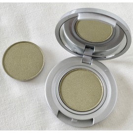 Eyes Bare Feet Pan RTW Eyeshadow