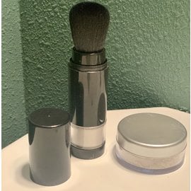 Carol Thompson Cosmetics Clear Mineral Sunscreen IN Travel Brush Applicator