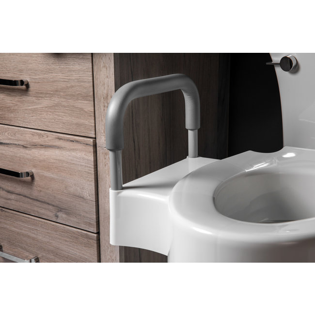 Bemis Dual-Lock 4.5" Elevated Toilet Seat Riser with Arms