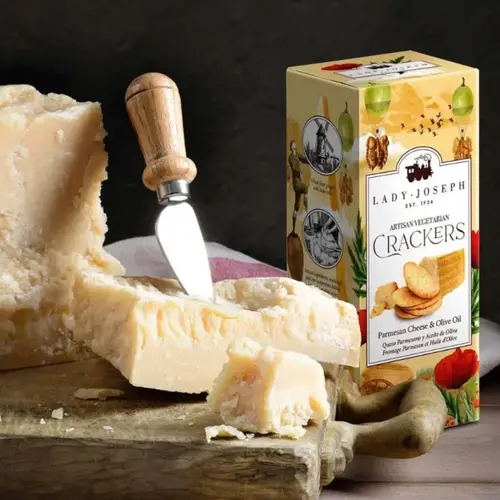 Le Gourmet Central Parmesan and Olive Oil Crackers