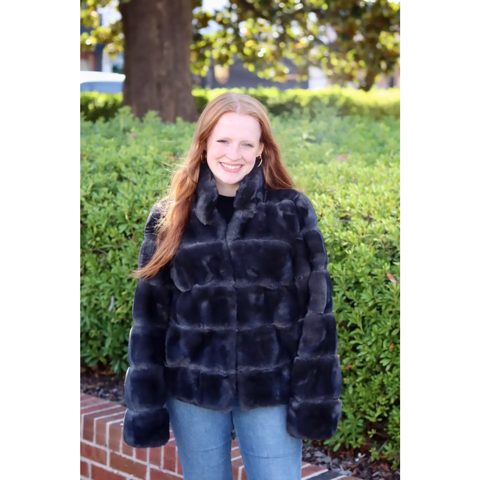 Donna Salyers Fabulous Furs Posh Jacket