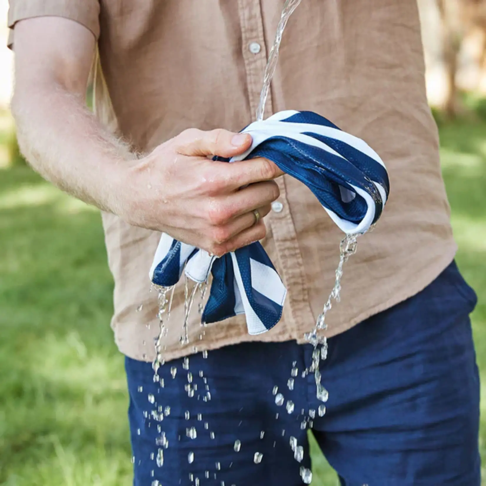 Dock & Bay Dock & Bay Cooling Towels-Cabana Stripe