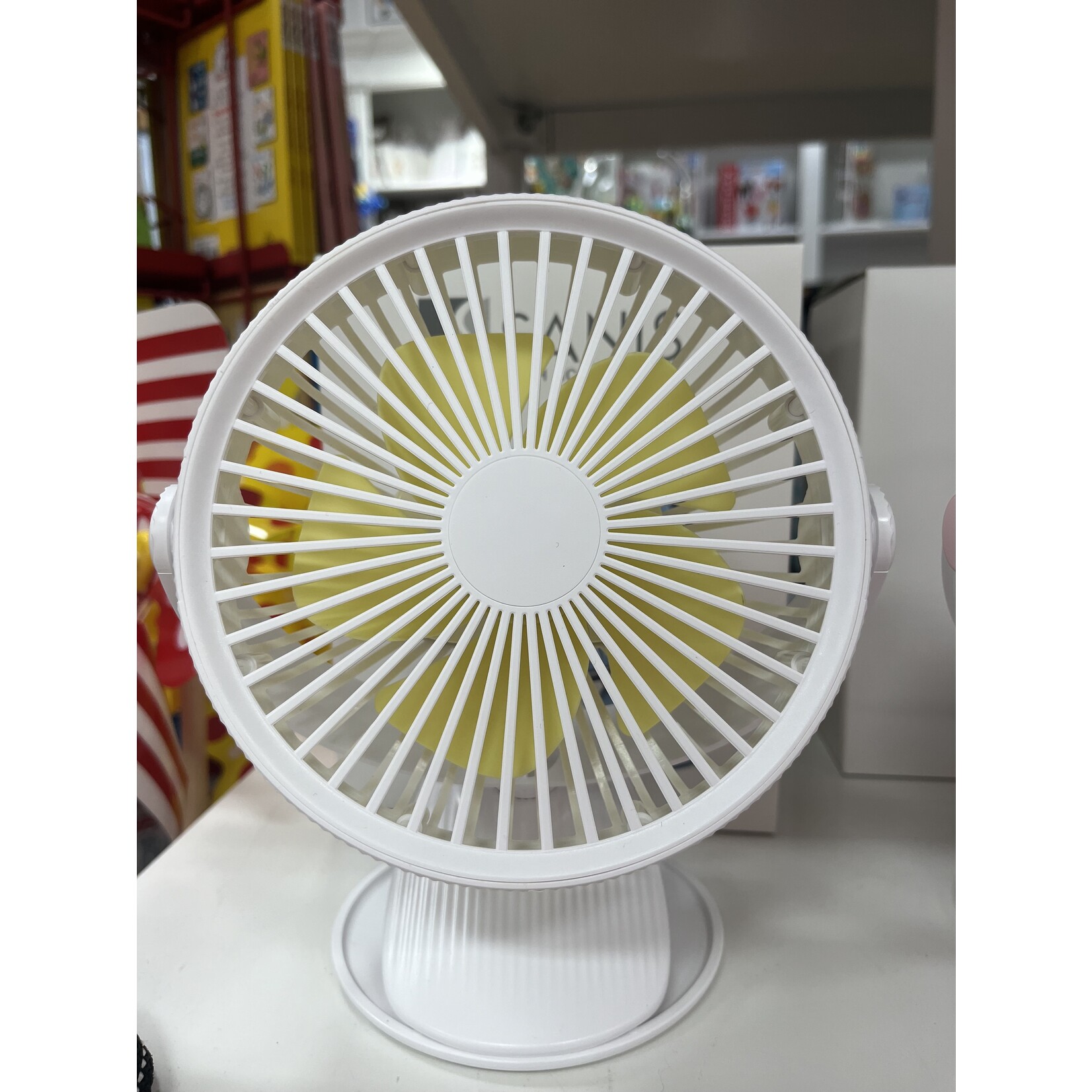 Sanis Mini Clip Desktop Fan