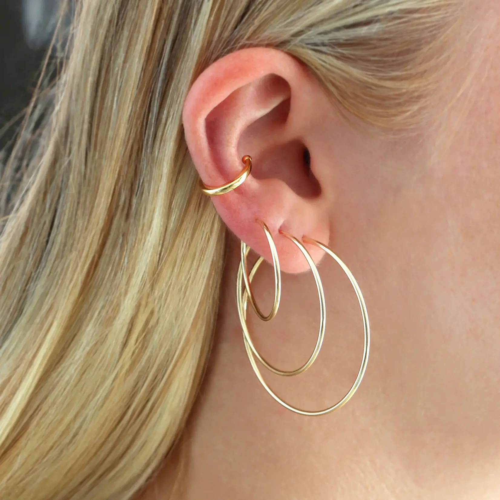 Featherweight Hoop Gold - L, Gold, 42 mm