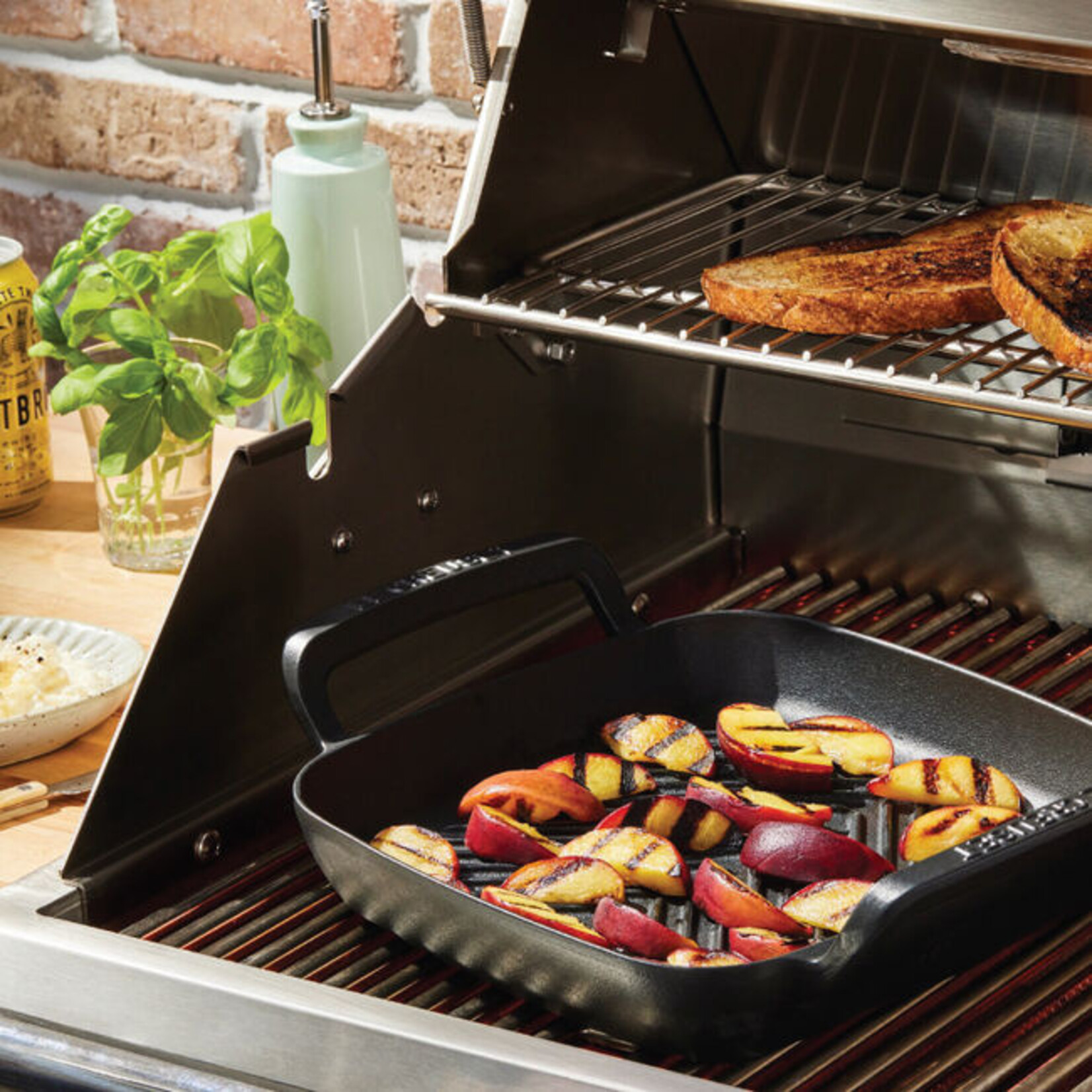 Le Creuset Outdoor Square Grill 10.25" Matte Black