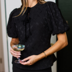 Mary Square Ren Jet Black Top