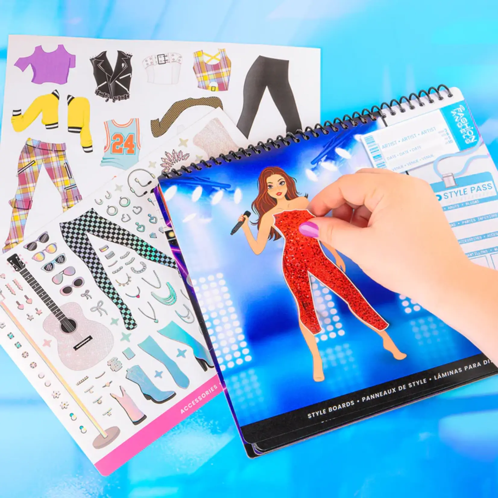 Fashion Angels LIVE! IN CONCERT! STICKER STYLIST