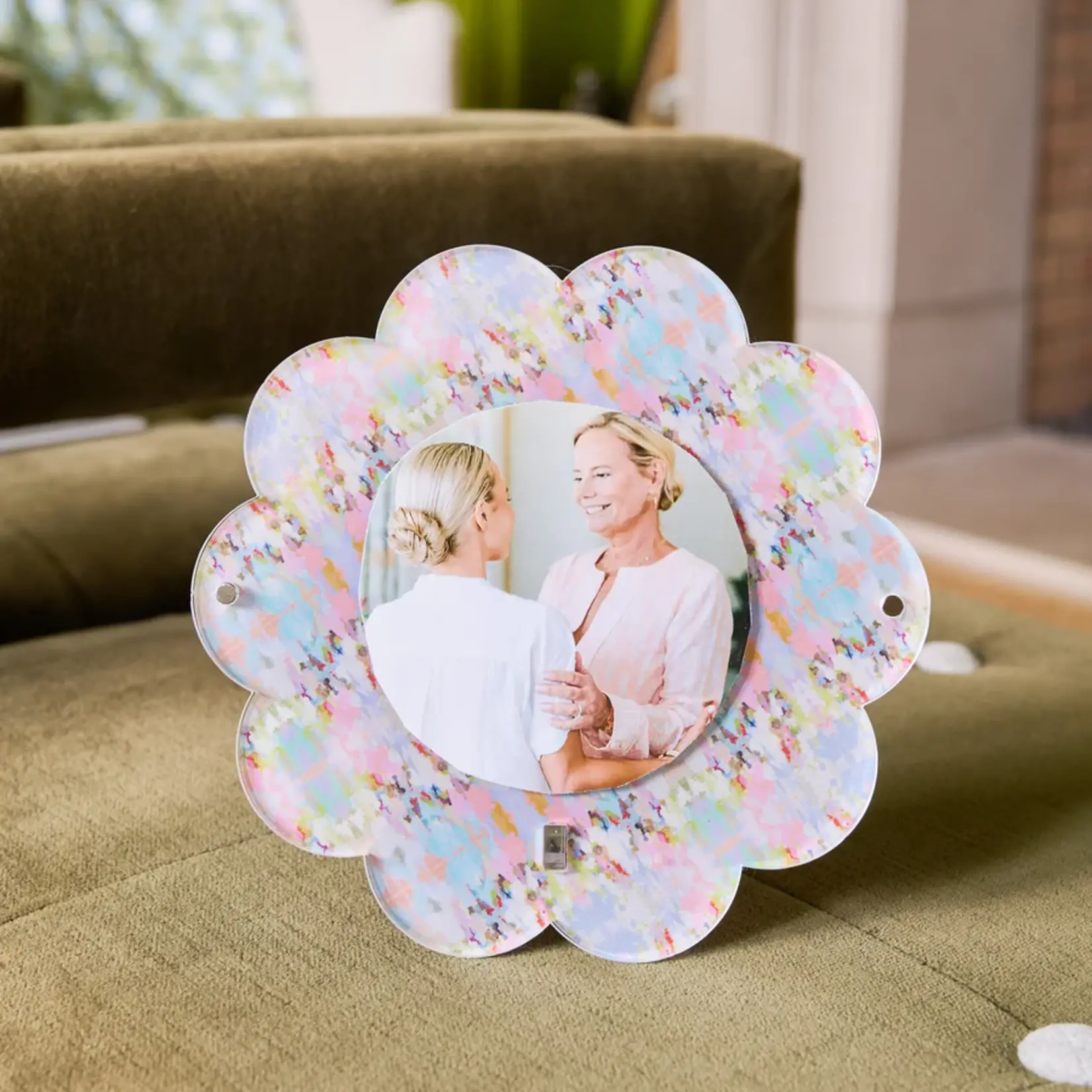 Laura Park Acrylic Round Picture Frame Brooks Avenue