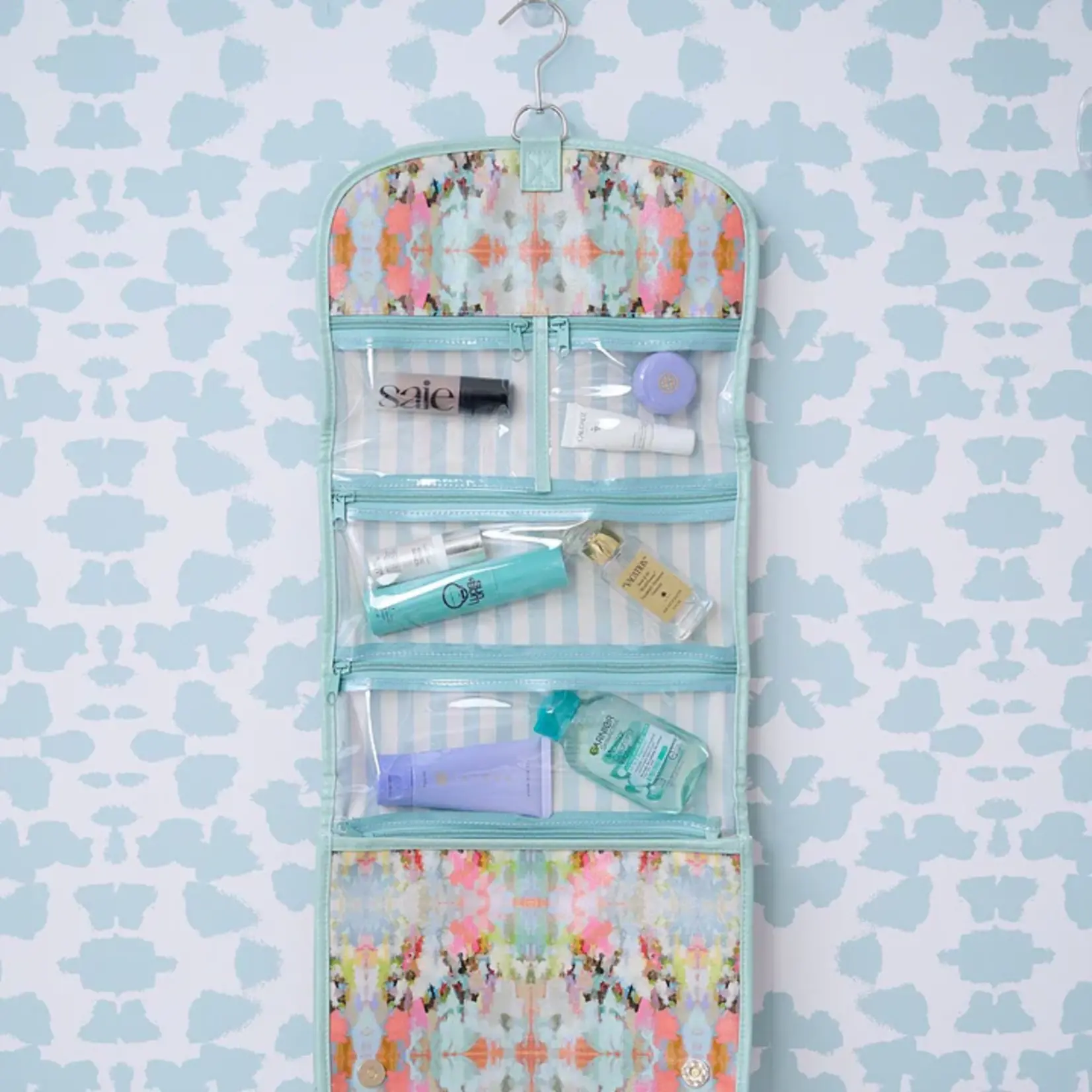 Laura Park Hanging Travel Case Brooks Avenue