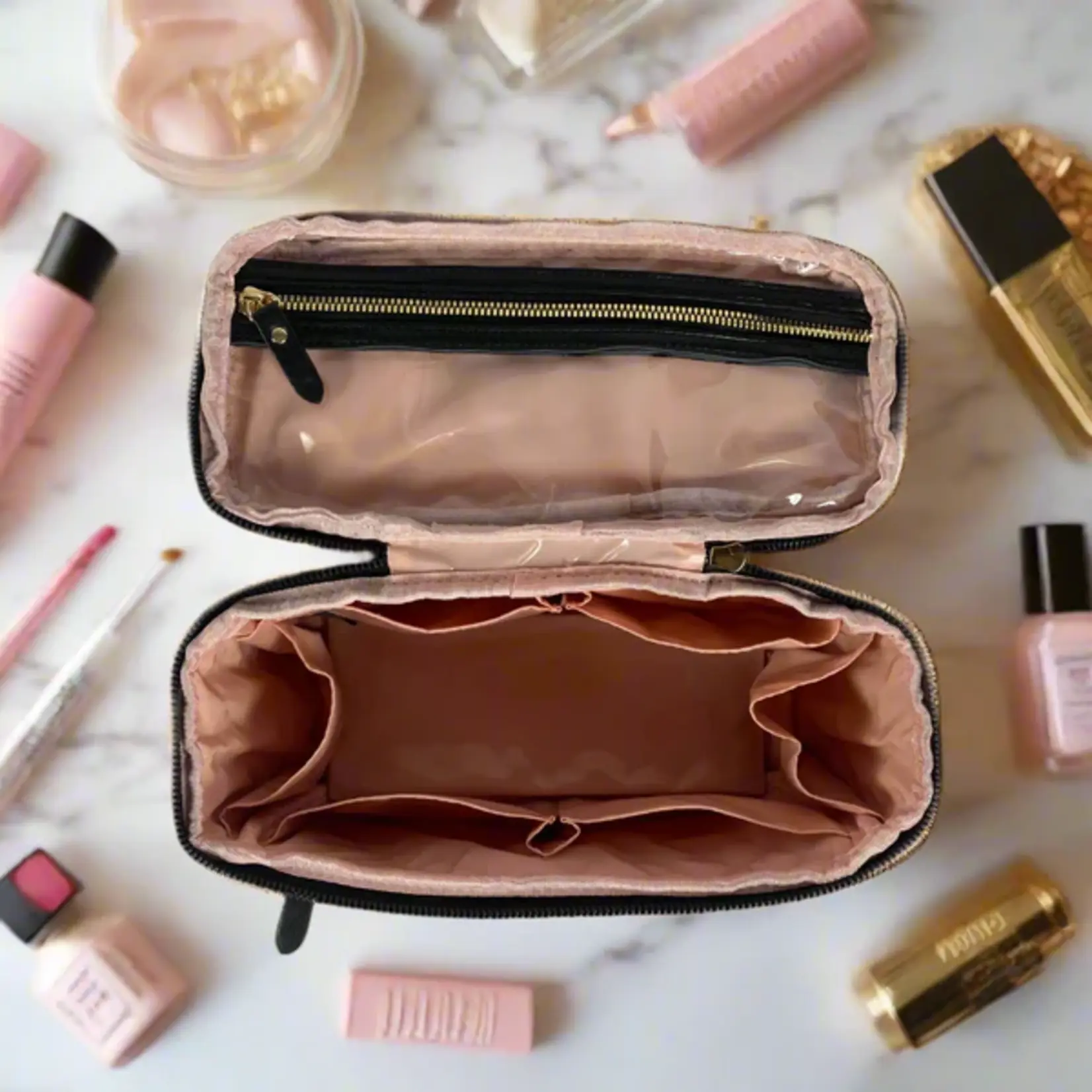 PurseN Train Case Timeless Quilted