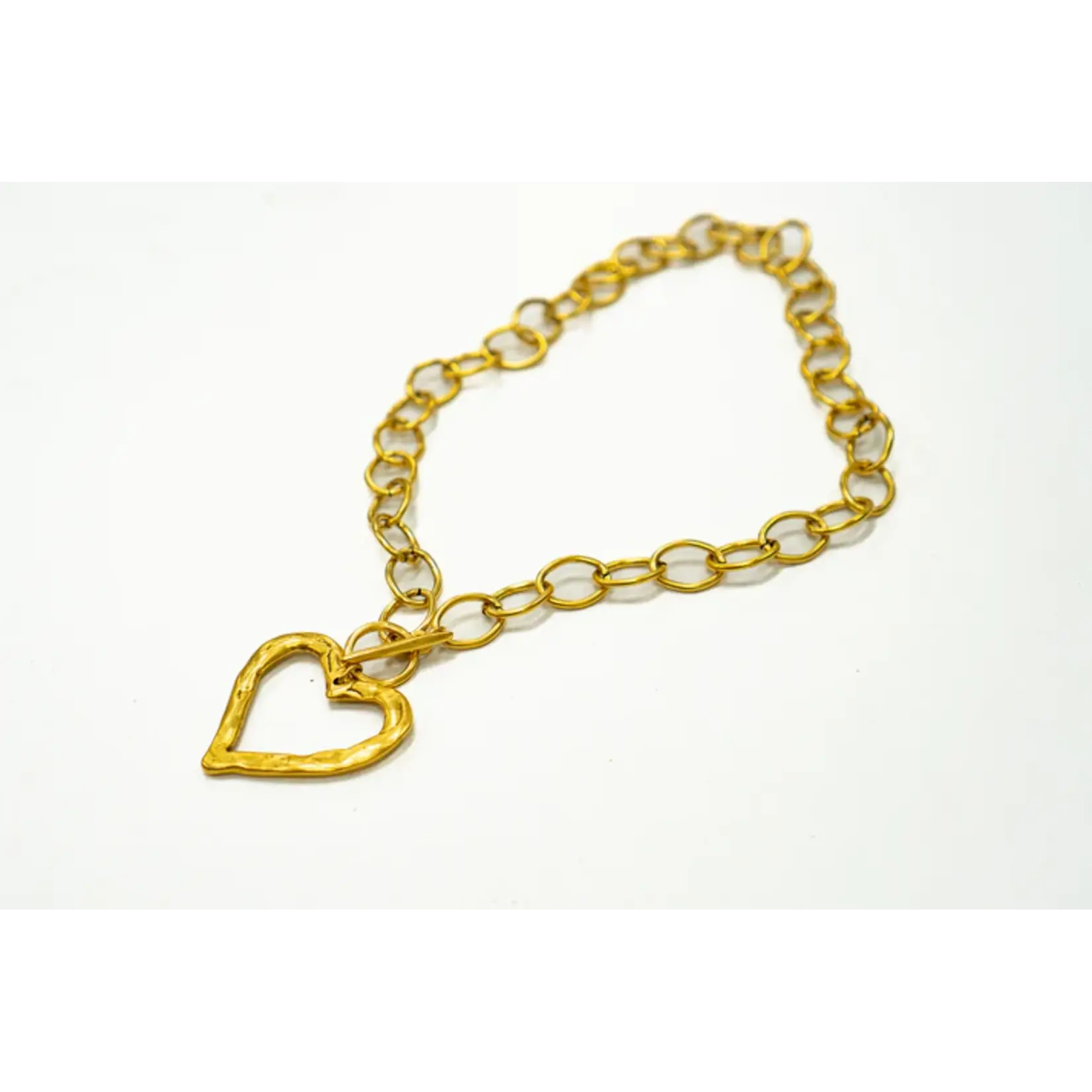 Coastal Grit Antique Heart Pendant Chunky Chain 19"