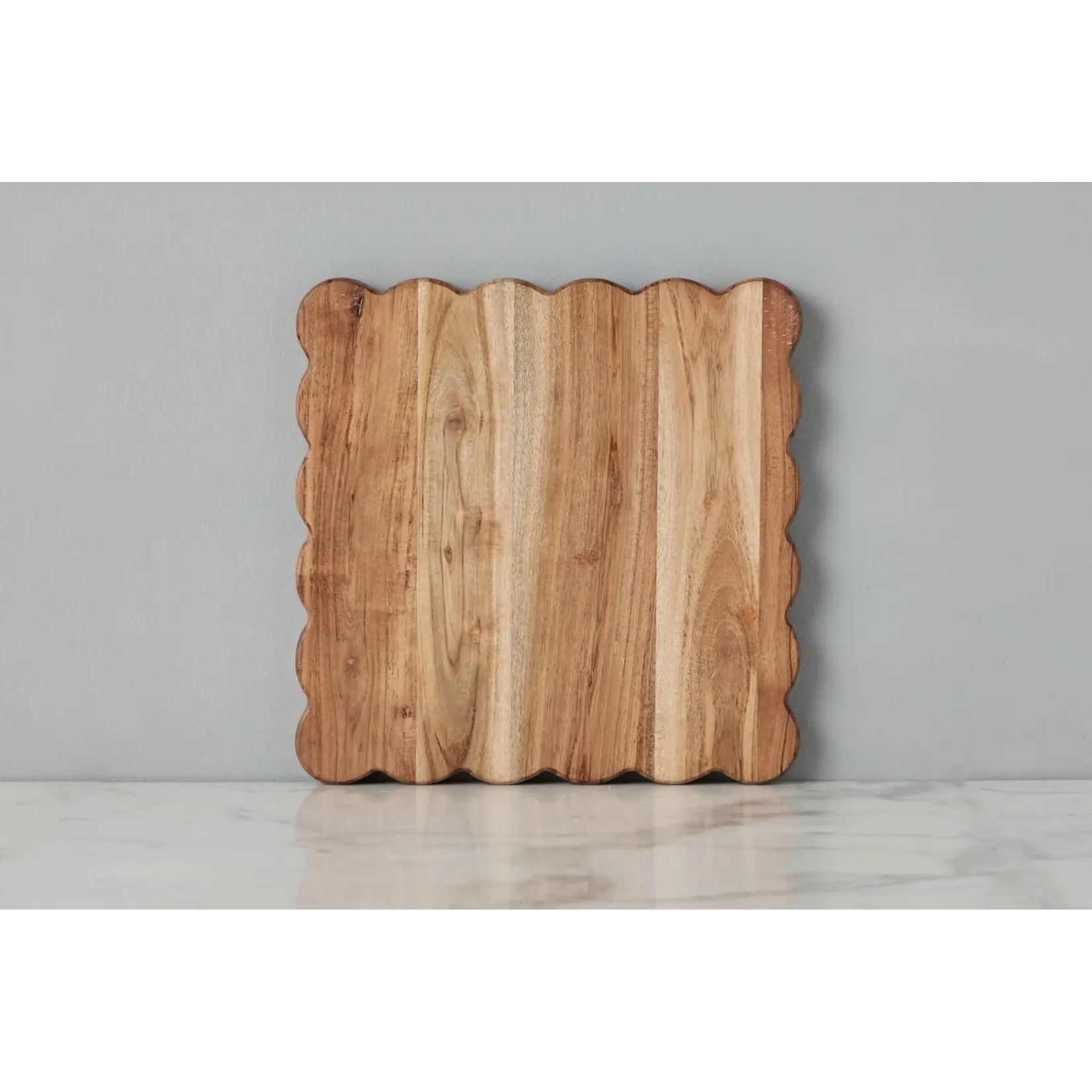 Etu Home Scalloped Square Cutting Board Medium