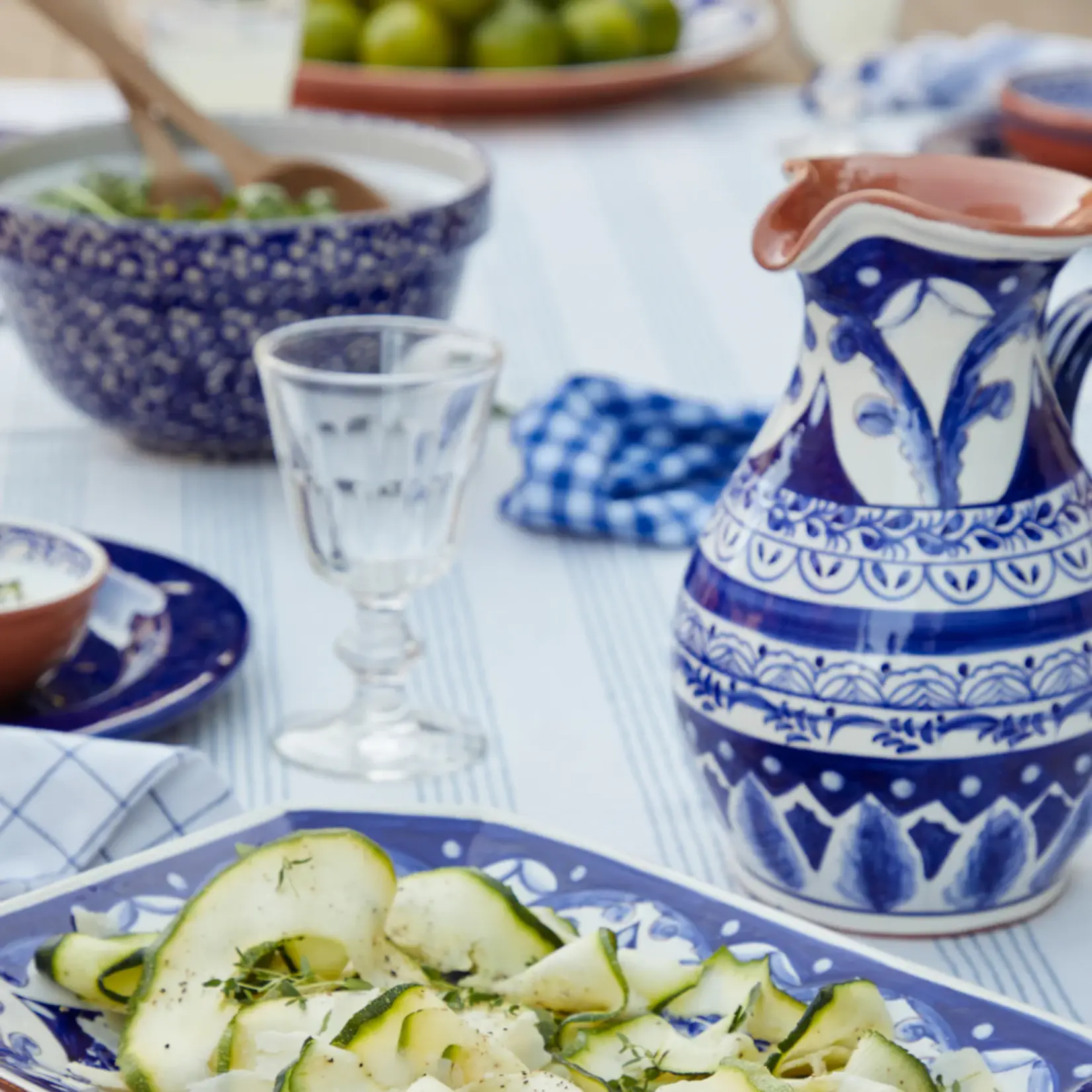 Casafina Indigo Pitcher 18oz