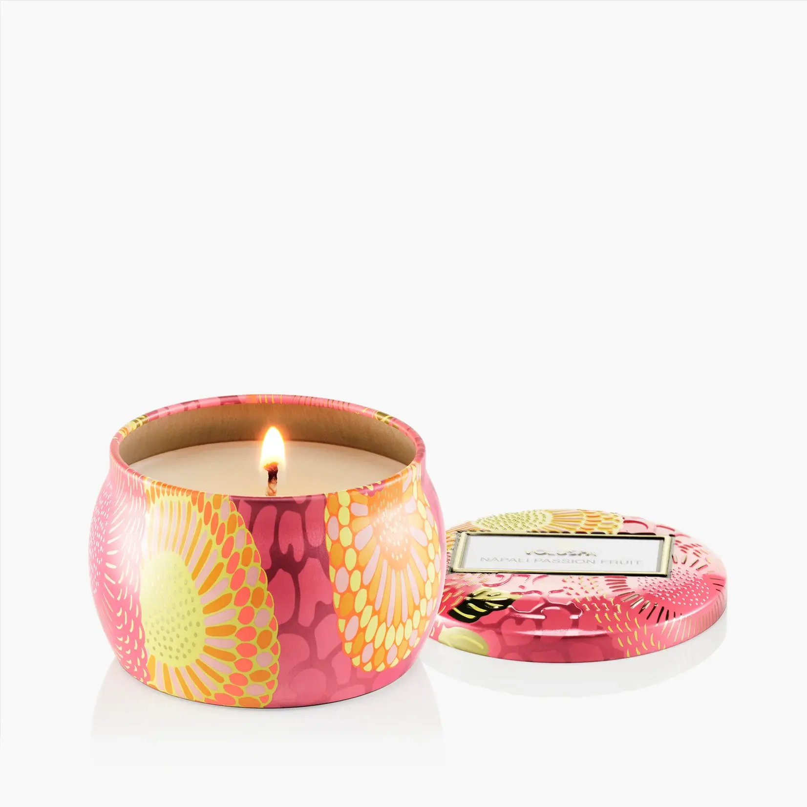 Voluspa Nāpali Passion Fruit Mini Tin Candle