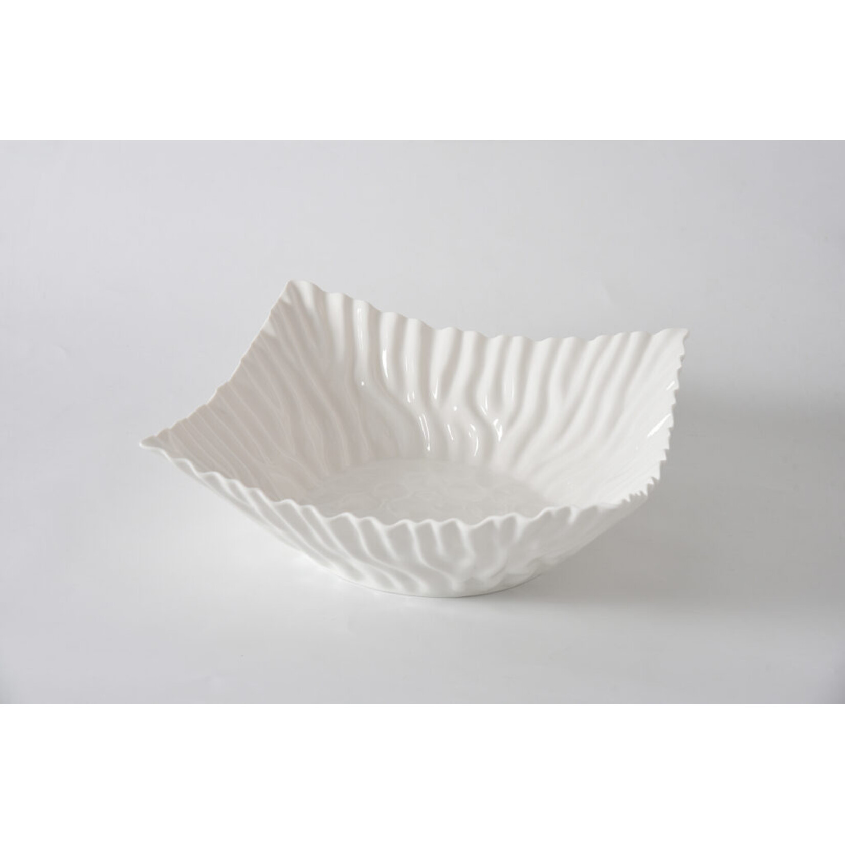 Pampa Bay Mascali Bianca Square Centerpiece