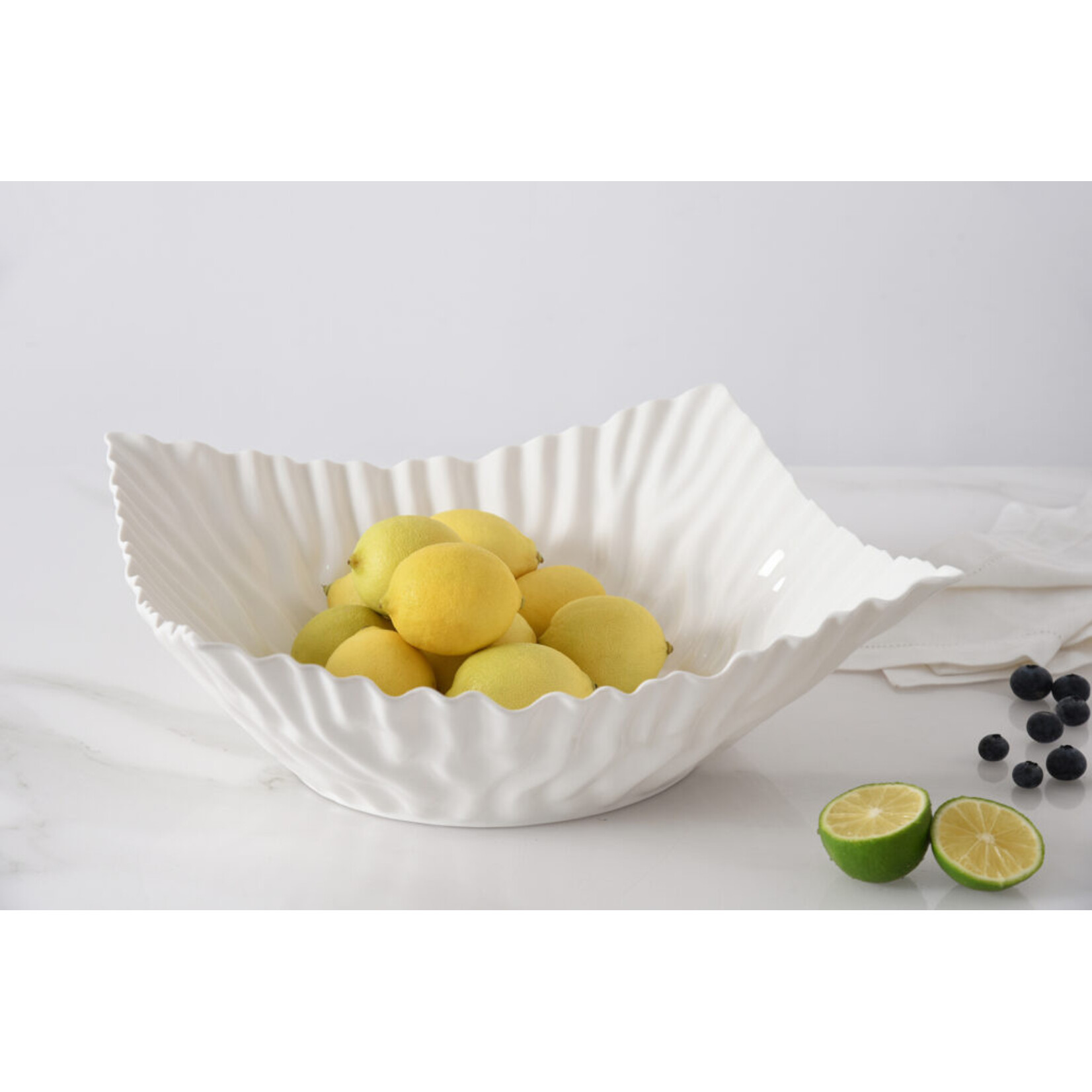 Pampa Bay Mascali Bianca Square Centerpiece