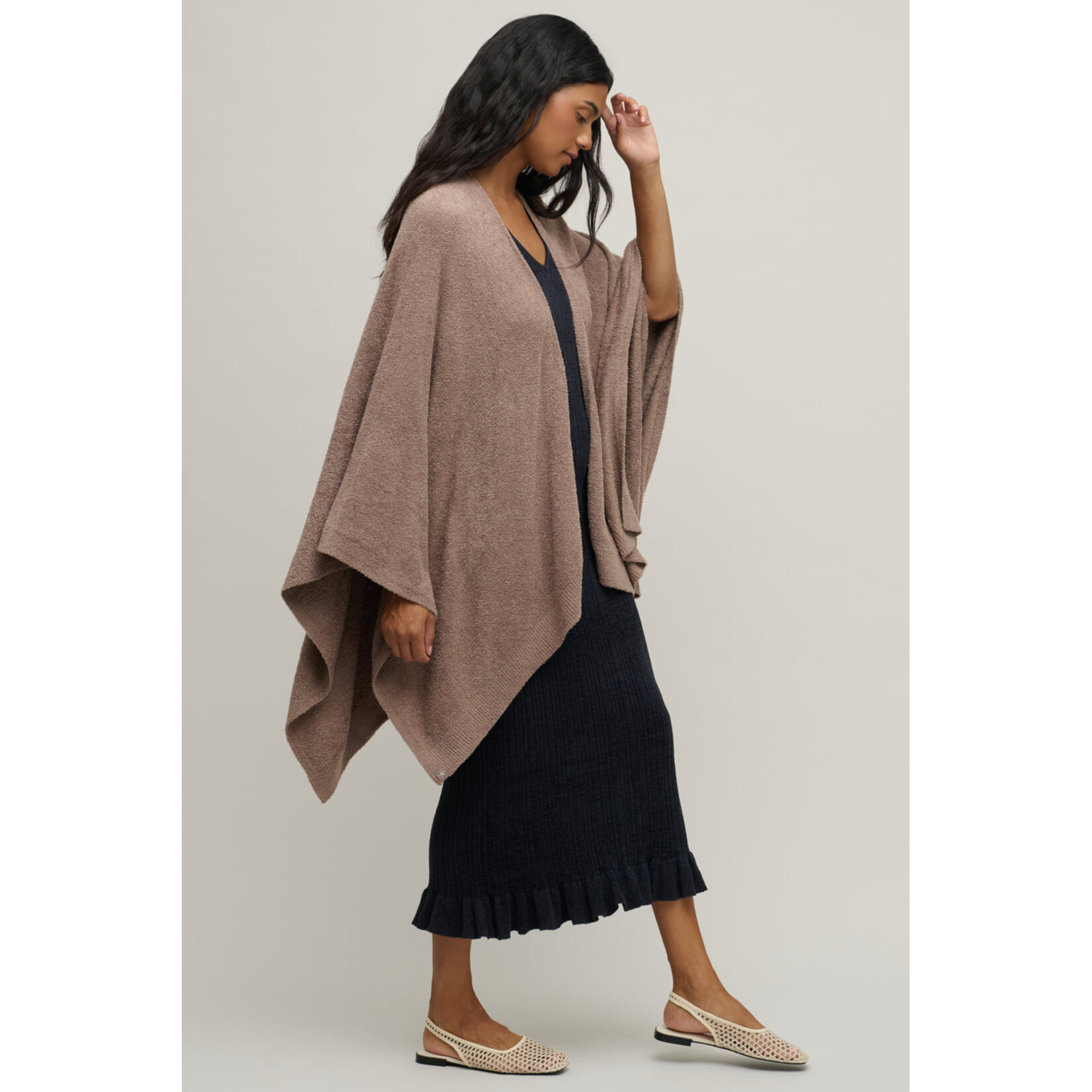 Barefoot Dreams CCL Weekend Wrap Sable OS